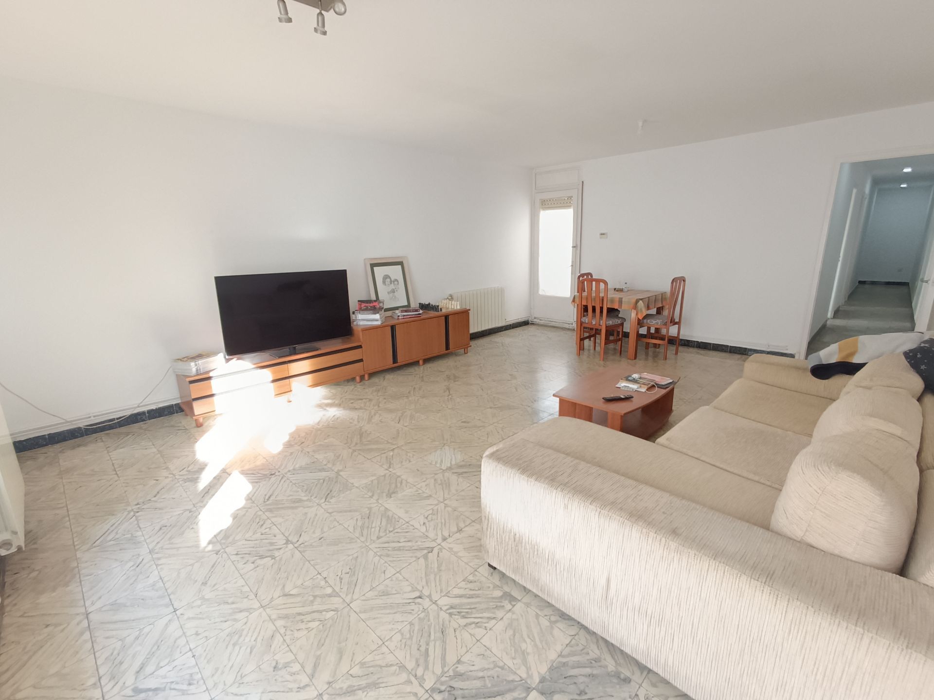 Sala d'estar de Pis en venda en Badalona amb Calefacció, Terrassa i Traster