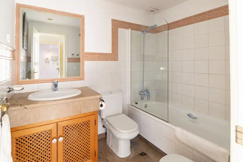 Apartament amb piscina en venda a Nueva Andalucía, imagen 7