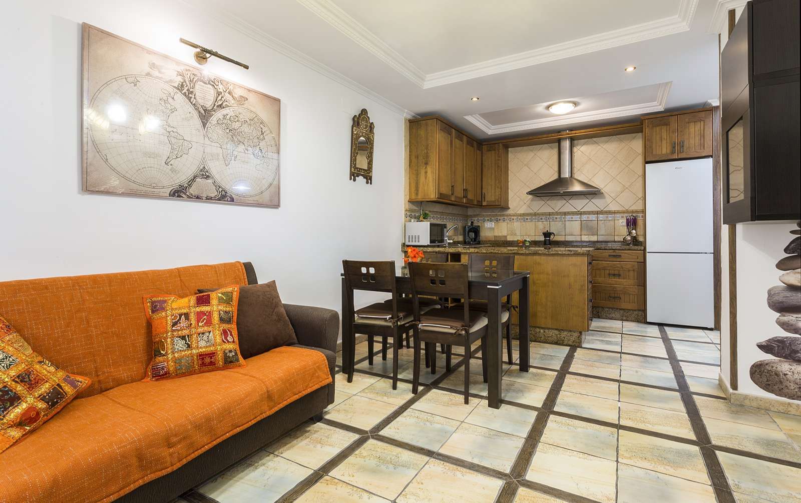 Sala d'estar de Apartament per a compartir en Conil de la Frontera amb Aire condicionat i Terrassa