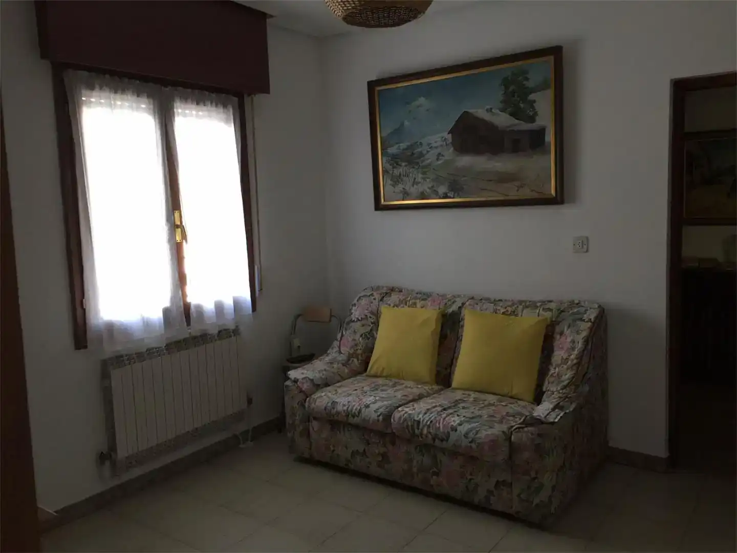 Sala d'estar de Finca rústica en venda en Merindad de Cuesta-Urria amb Jardí privat, Traster i Piscina
