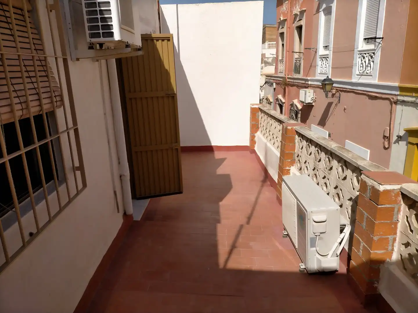 Terrassa de Casa o xalet en venda en Almería amb Terrassa, Moblat i Balcó