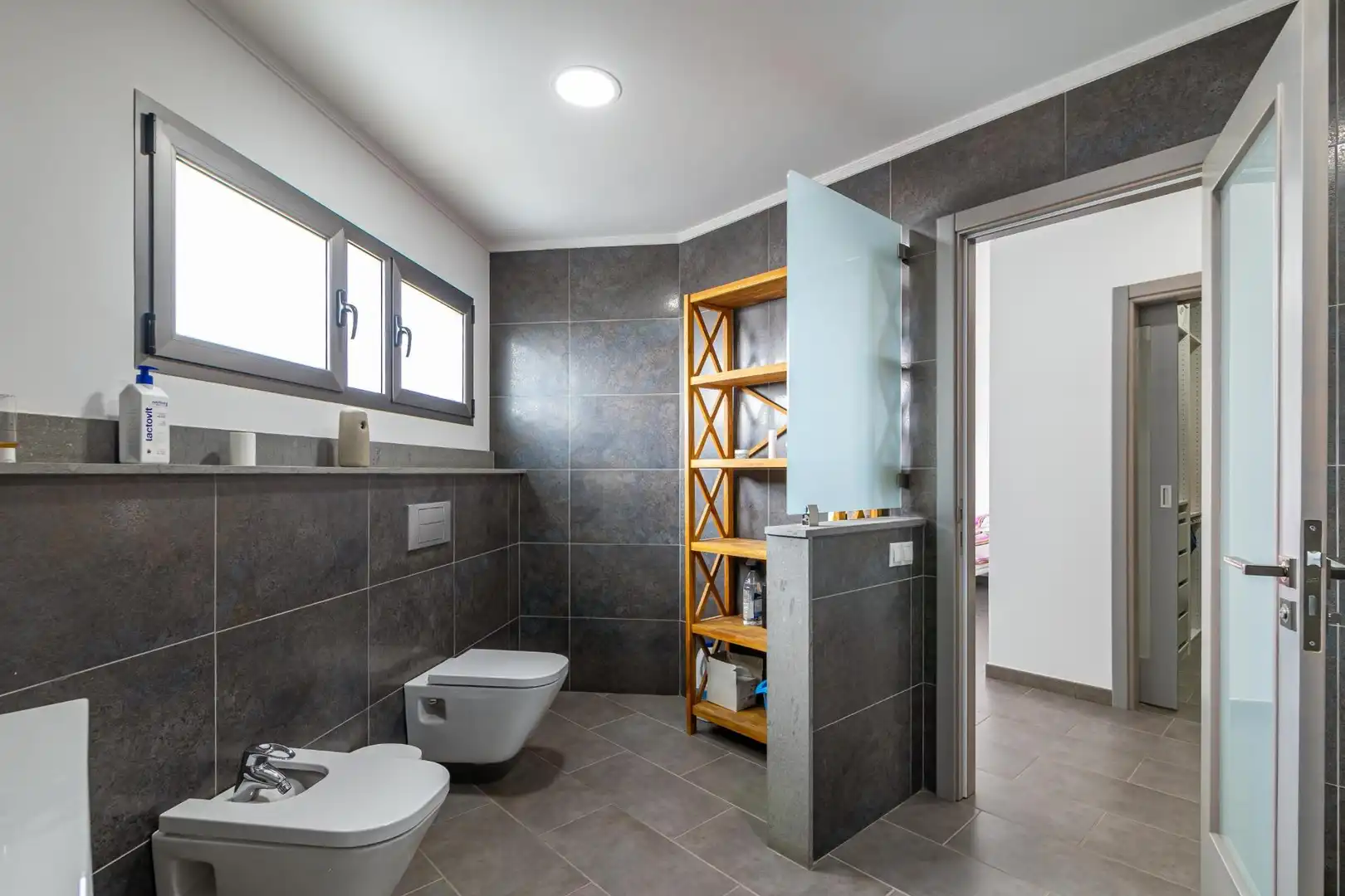 Baño de Casa o chalet en venta en Santa Lucía de Tirajana con Aire acondicionado, Jardín privado y Terraza