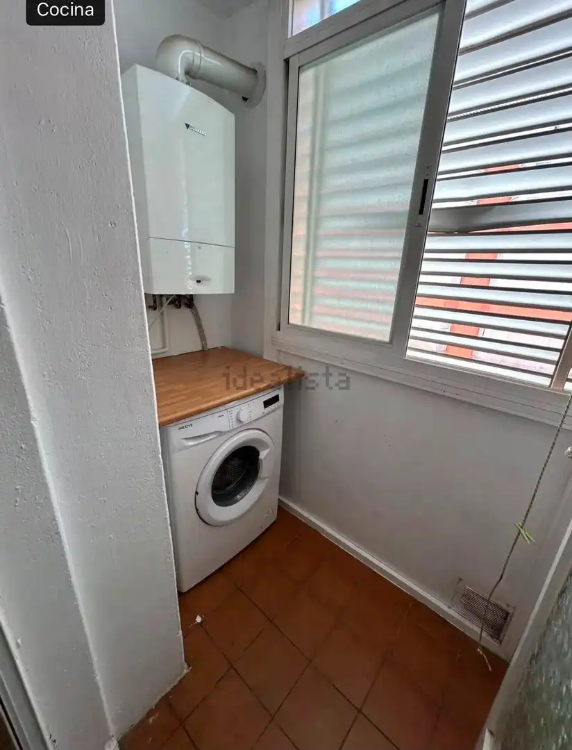 Habitación de Piso de alquiler en Fuenlabrada con Aire acondicionado, Jardín privado y Trastero