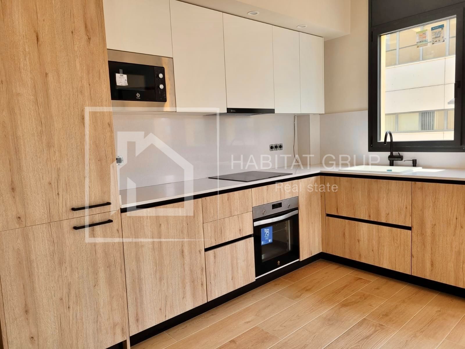 Kitchen of Flat for sale in Palamós