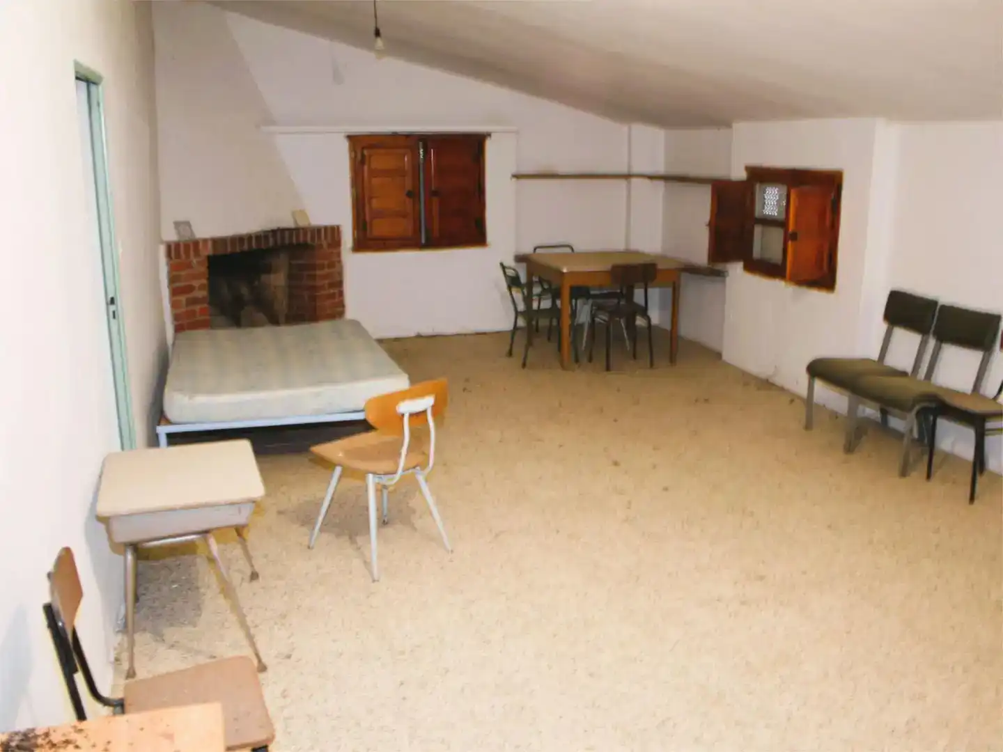 Piso en venta en Candeleda con Jardín privado, Trastero y Amueblado
