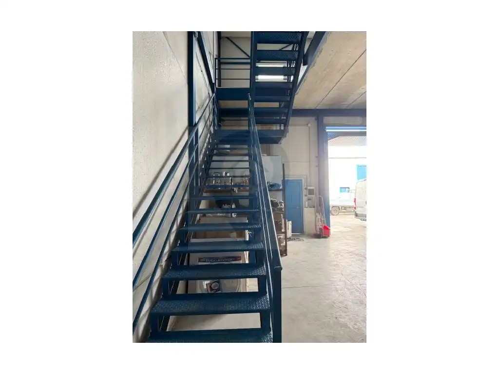 Industrial buildings for sale in Alhaurín de la Torre