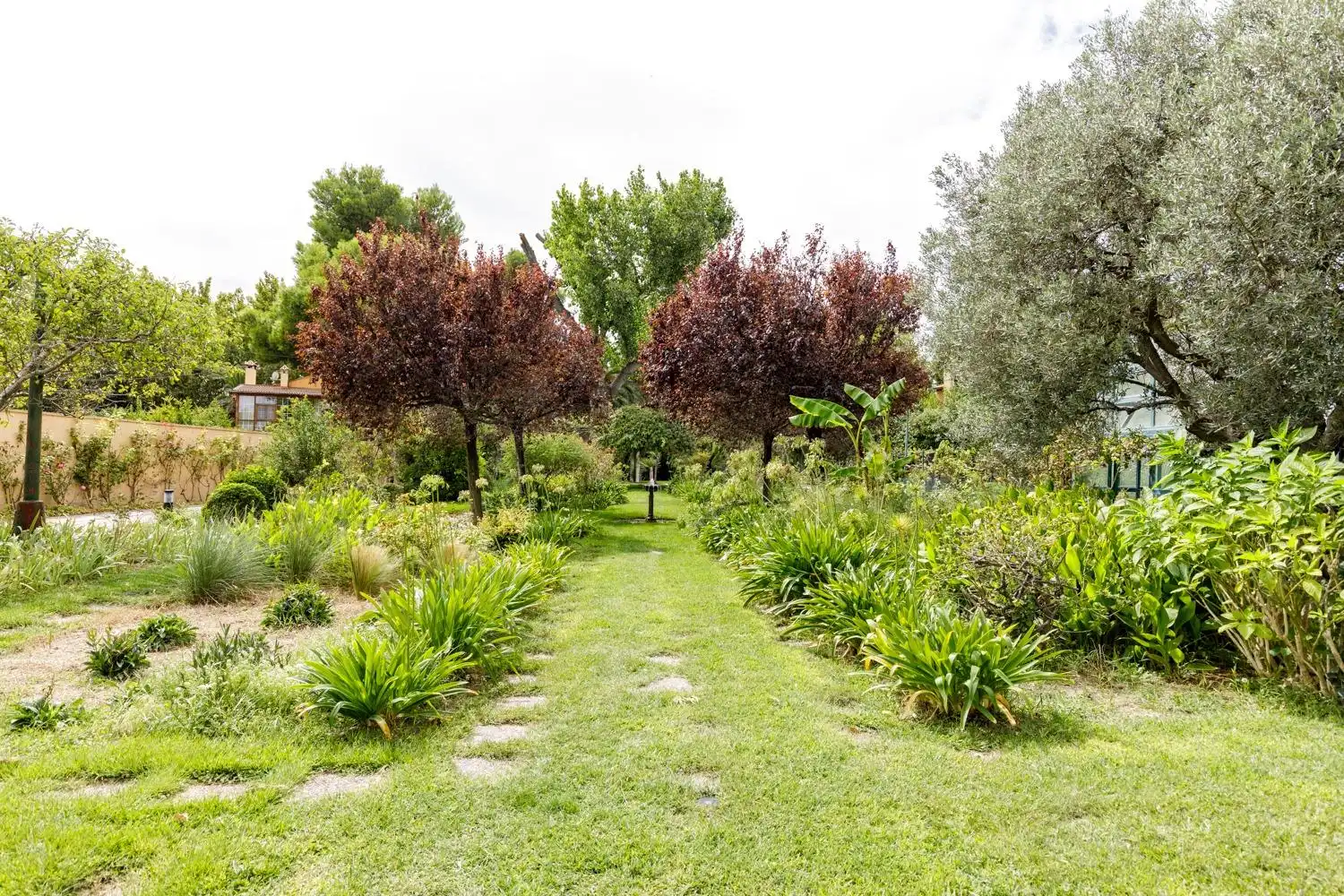 Jardí de Casa o xalet en venda en Zaragoza amb Aire condicionat, Calefacció i Jardí privat