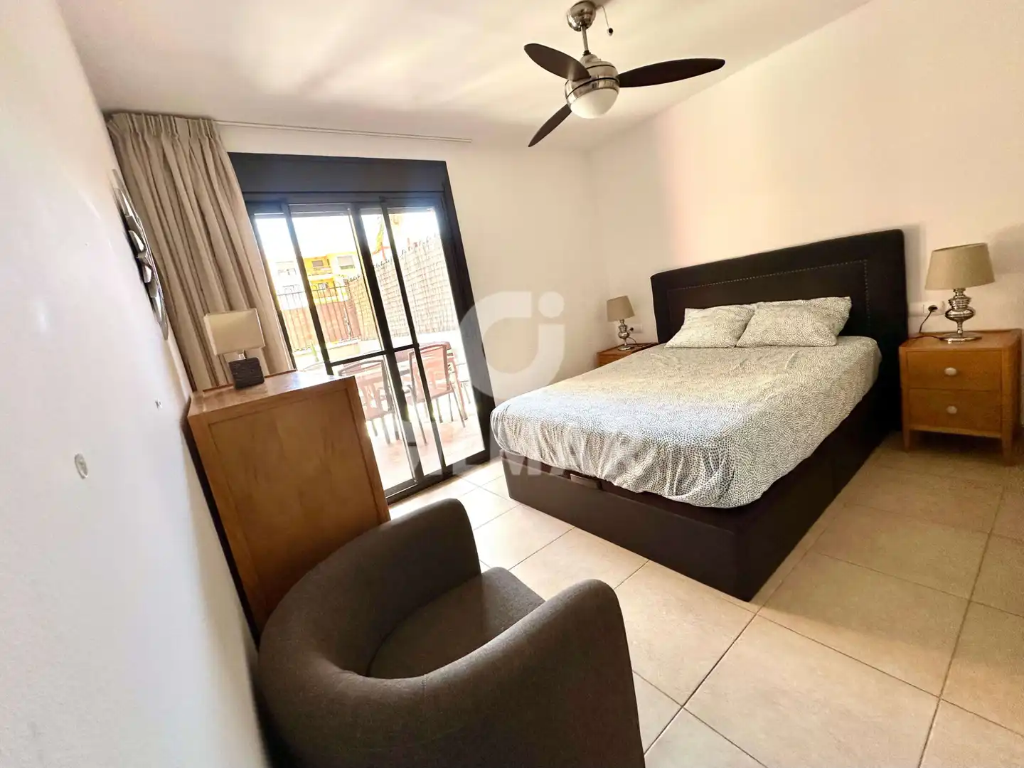 Schlafzimmer von Wohnung zum Verkauf in Arona mit Privatgarten, Terrasse und Abstellraum