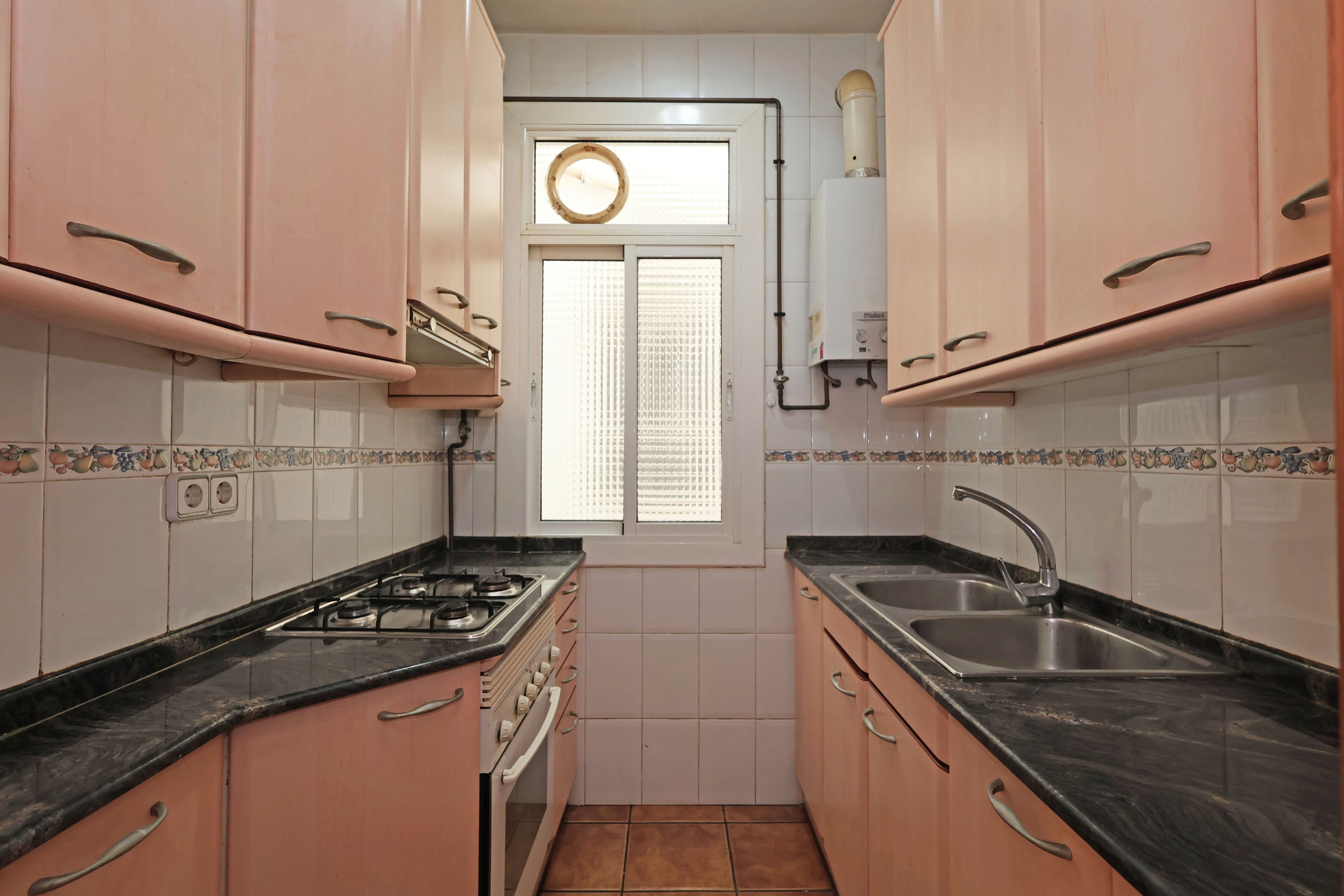 Kitchen of Flat for sale in  Barcelona Capital  with Balcony