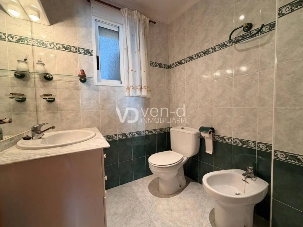 Baño de Dúplex en venta en Enguera