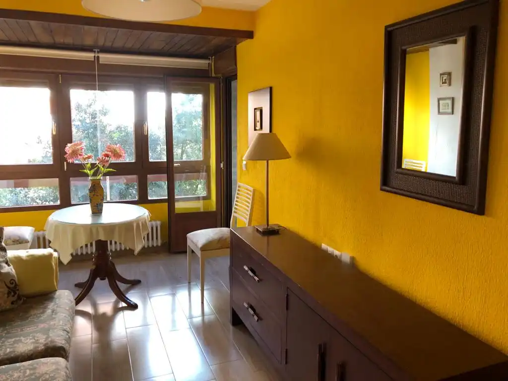 Menjador de Apartament de lloguer en Valladolid amb Calefacció, Terrassa i Traster