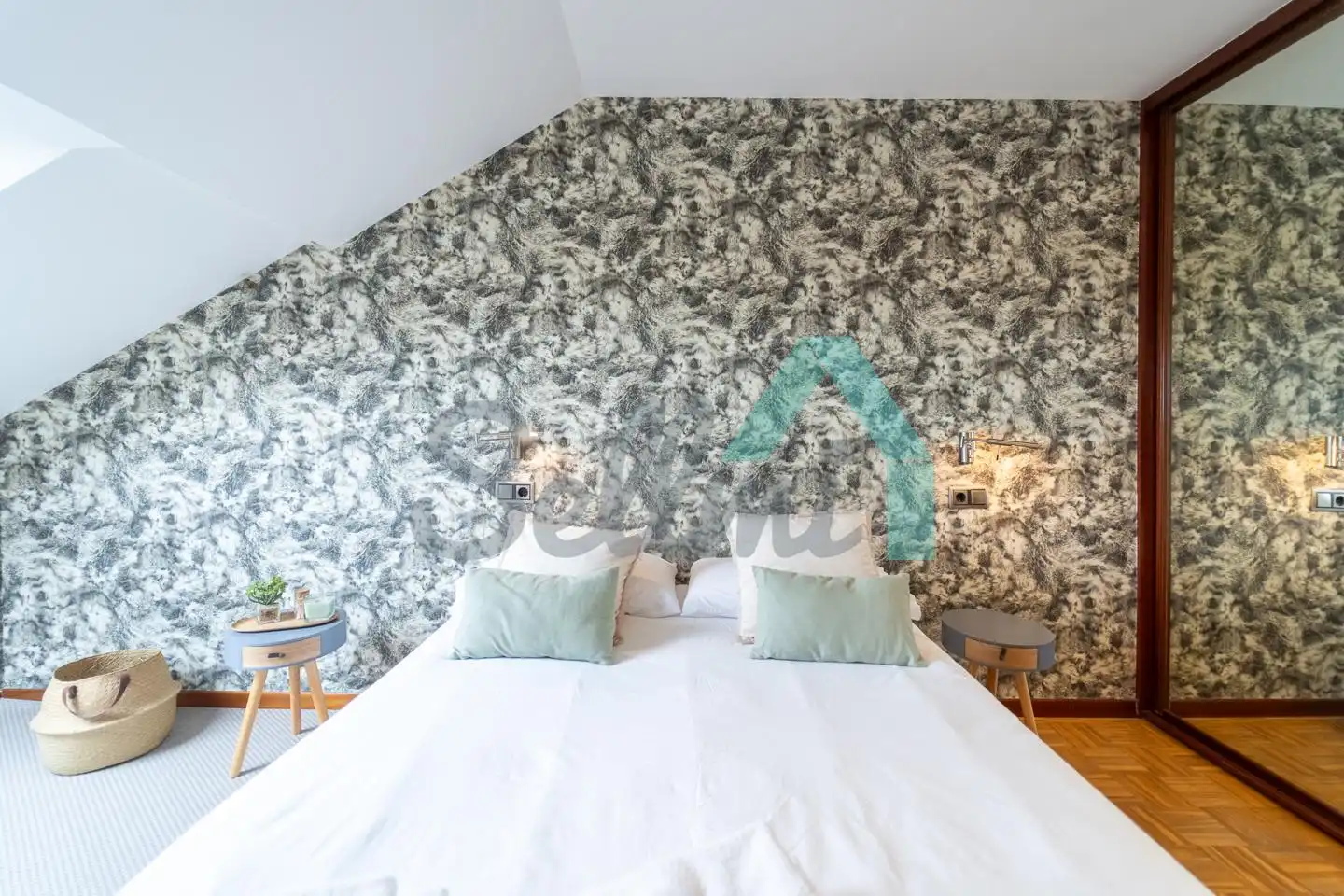 Bedroom of Duplexes for rent in Oviedo   with Heating, Parquet flooring and Storage room