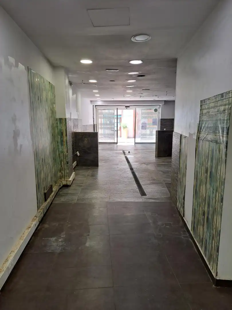 Local comercial en alquiler en Martorell, imagen 3
