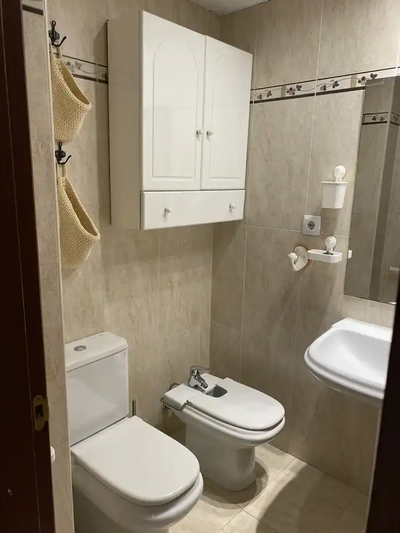 Badezimmer von Wohnung zur Miete in Centro