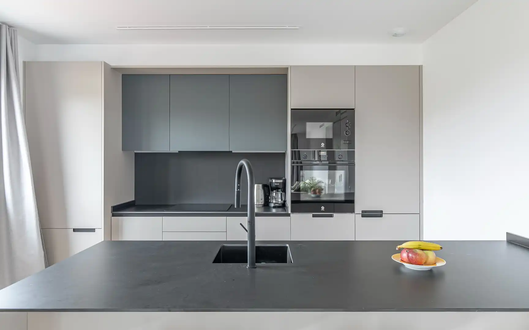 Cocina de Piso de alquiler en Sant Boi de Llobregat con Aire acondicionado, Calefacción y Jardín privado