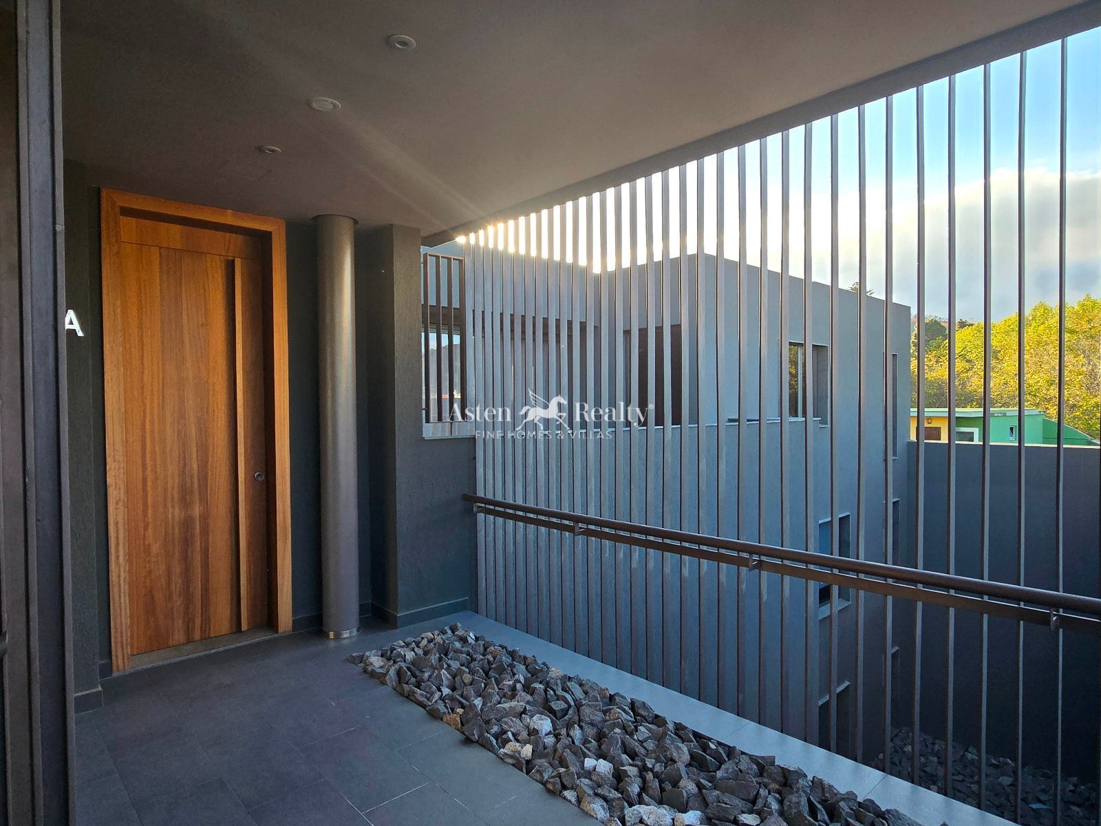 Vista exterior de Àtic en venda en San Cristóbal de la Laguna amb Terrassa i Traster
