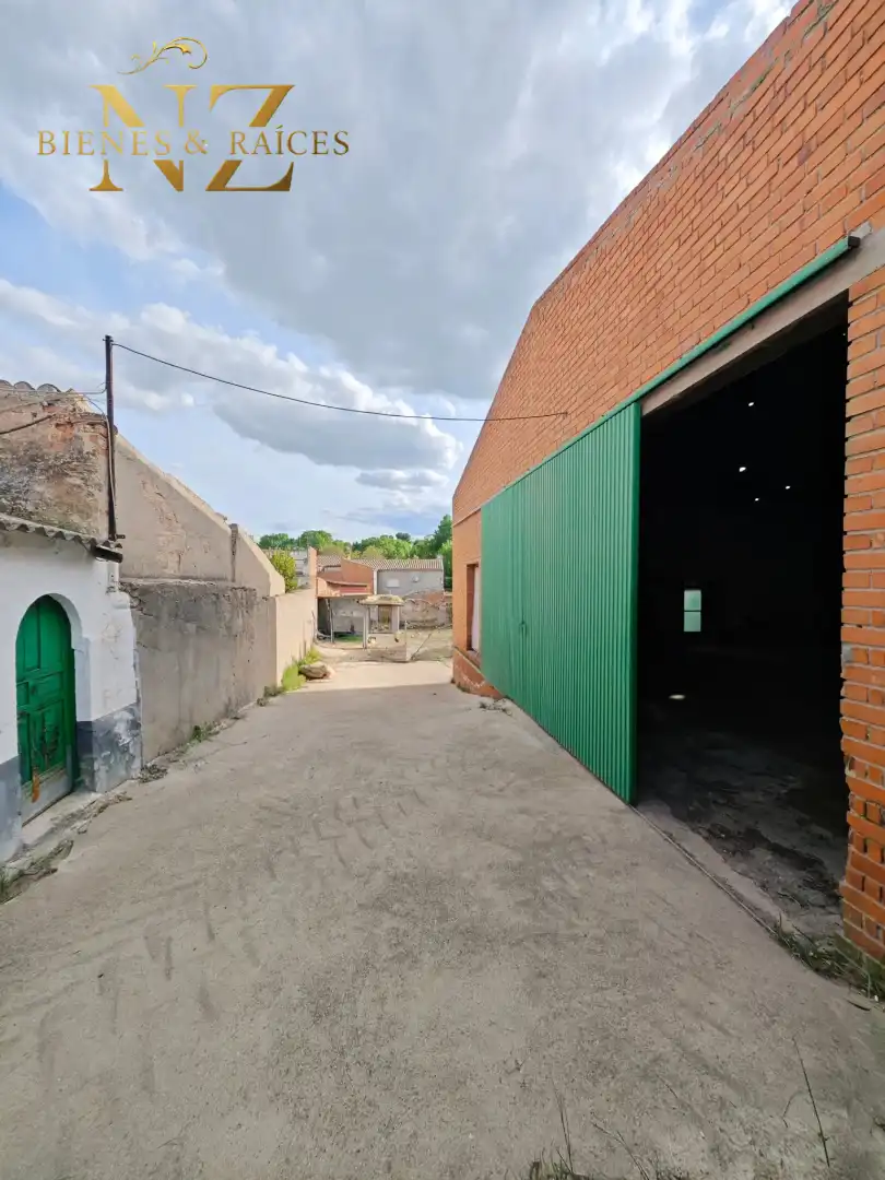 Casa amb terrassa en venda a Calle Ajofrín, imagen 28