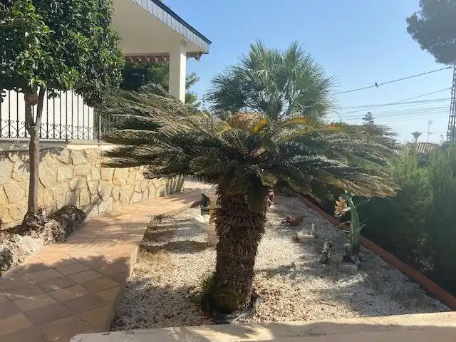 Jardín de Casa o chalet en venta en Chiva con Calefacción, Jardín privado y Piscina