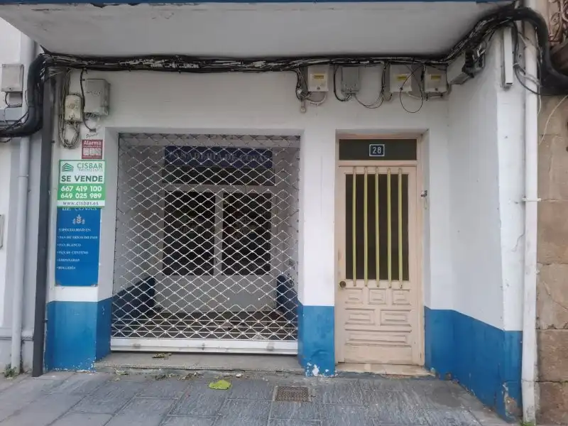 Außenansicht von Geschaftsraum zum Verkauf in Viveiro
