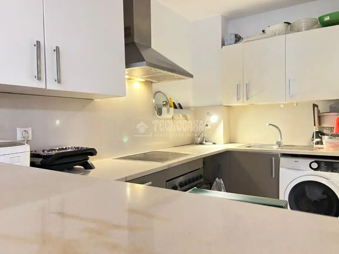 Cocina de Piso en venta en Barcelona con Aire acondicionado y Balcón