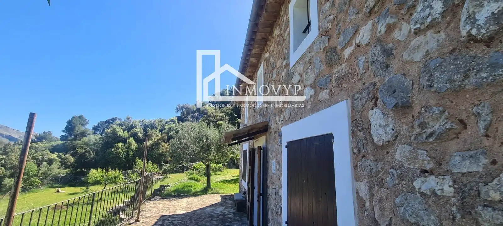 Vista exterior de Finca rústica en venta en Escorca con Aire acondicionado y Amueblado