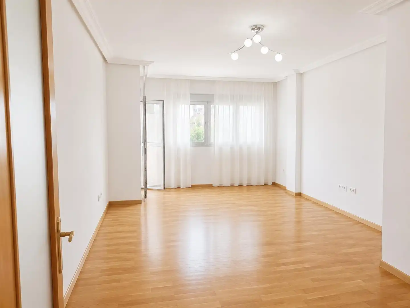 Sala de estar de Piso de alquiler en El Campello con Aire acondicionado, Calefacción y Terraza