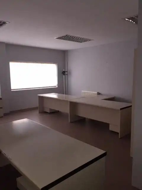 Local comercial de lloguer a Archivero Dimas Pérez, imagen 8