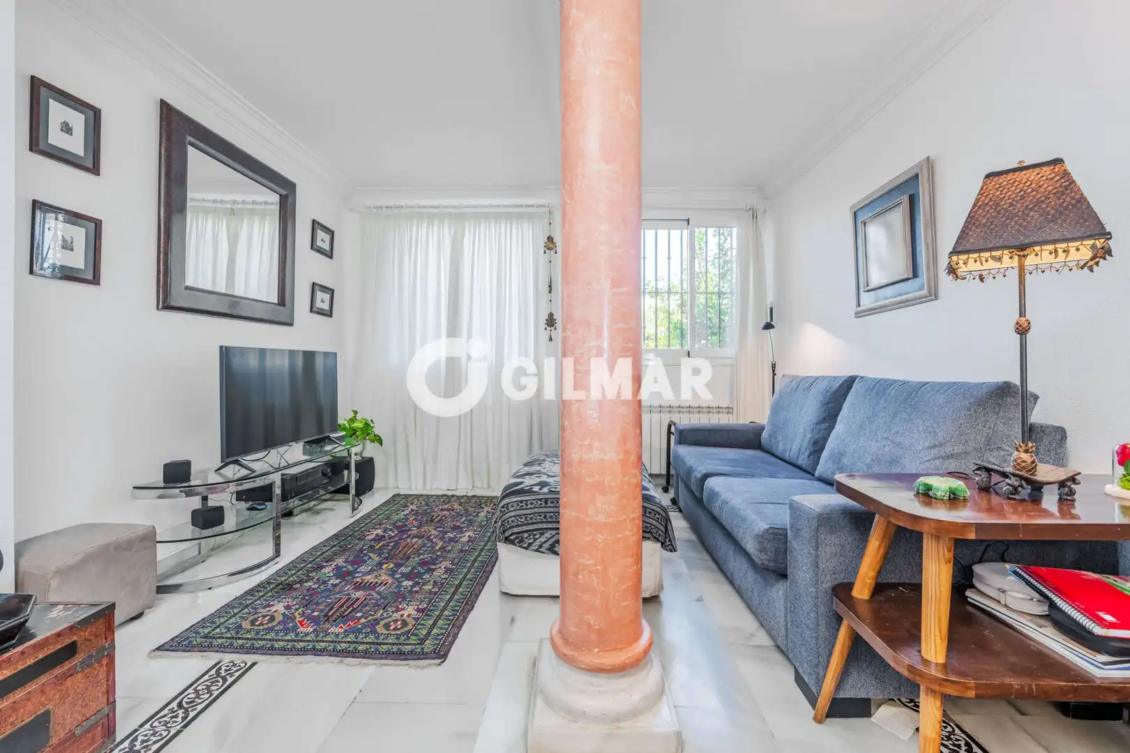 Sala de estar de Casa adosada en venta en Gelves, Sevilla