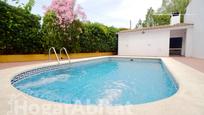 Piscina de Casa o xalet en venda en Moncada amb Aire condicionat, Calefacció i Jardí privat