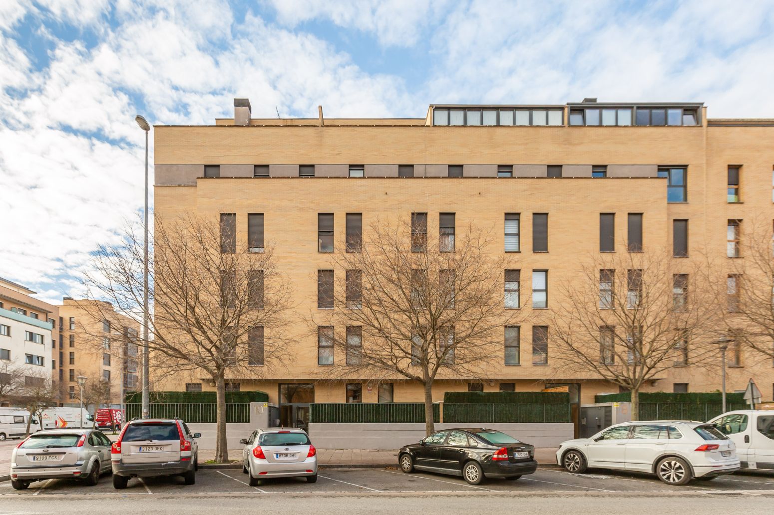 Vista exterior de Àtic en venda en Berrioplano / Berriobeiti amb Aire condicionat, Calefacció i Terrassa