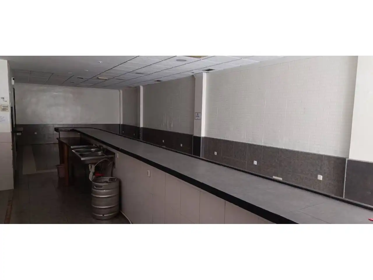 Local comercial en venta en Calle Julián Arcas Lacal, imagen 6