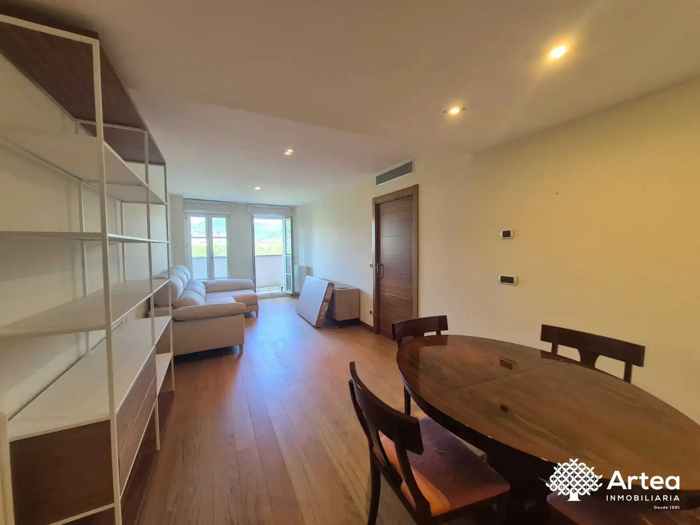 Sala de estar de Piso de alquiler en Bilbao  con Calefacción, Jardín privado y Horno