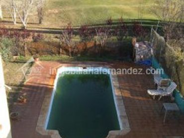 Chalet con piscina en venta en Ceres Golf