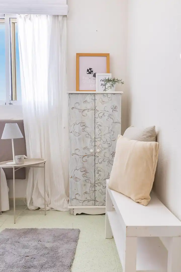 Habitación de Apartamento en venta en Valencia con Jardín privado y Piscina comunitaria