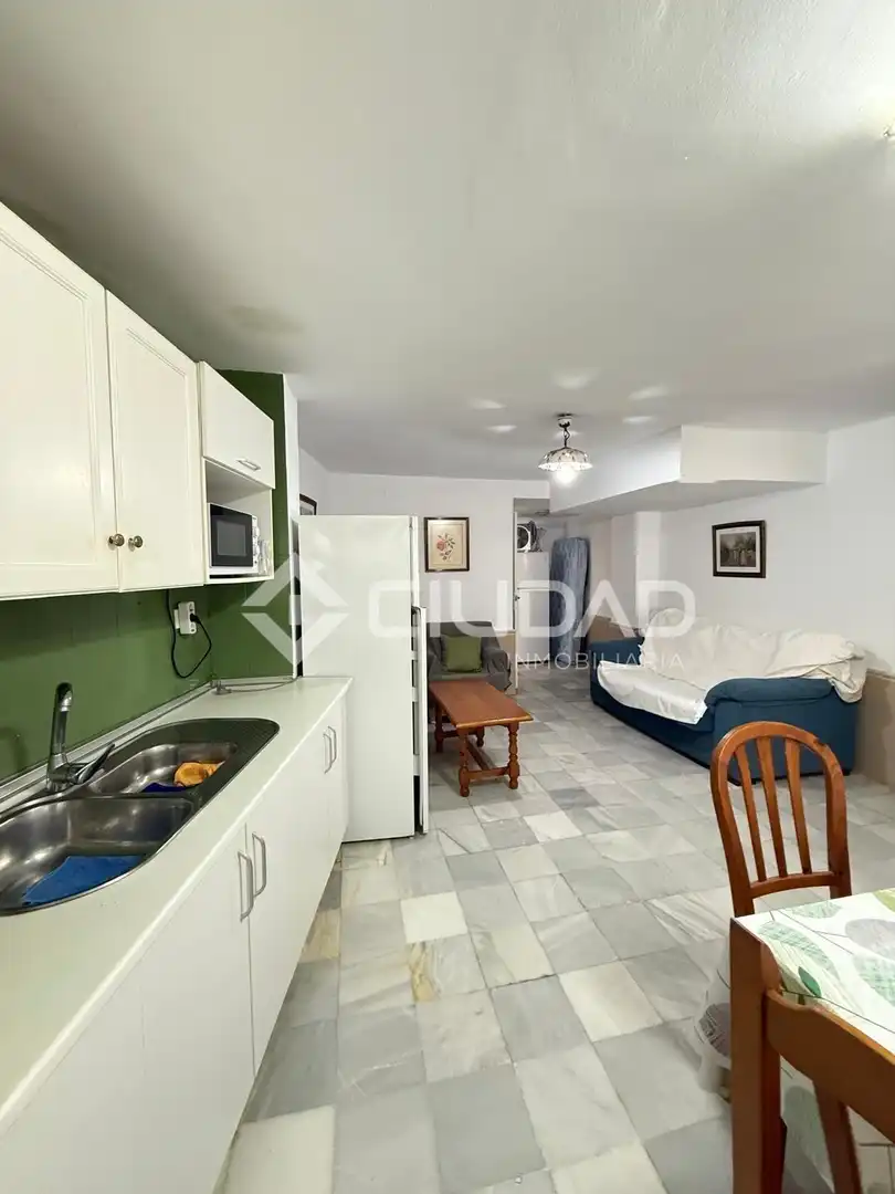 Ground floor for sale in Chipiona