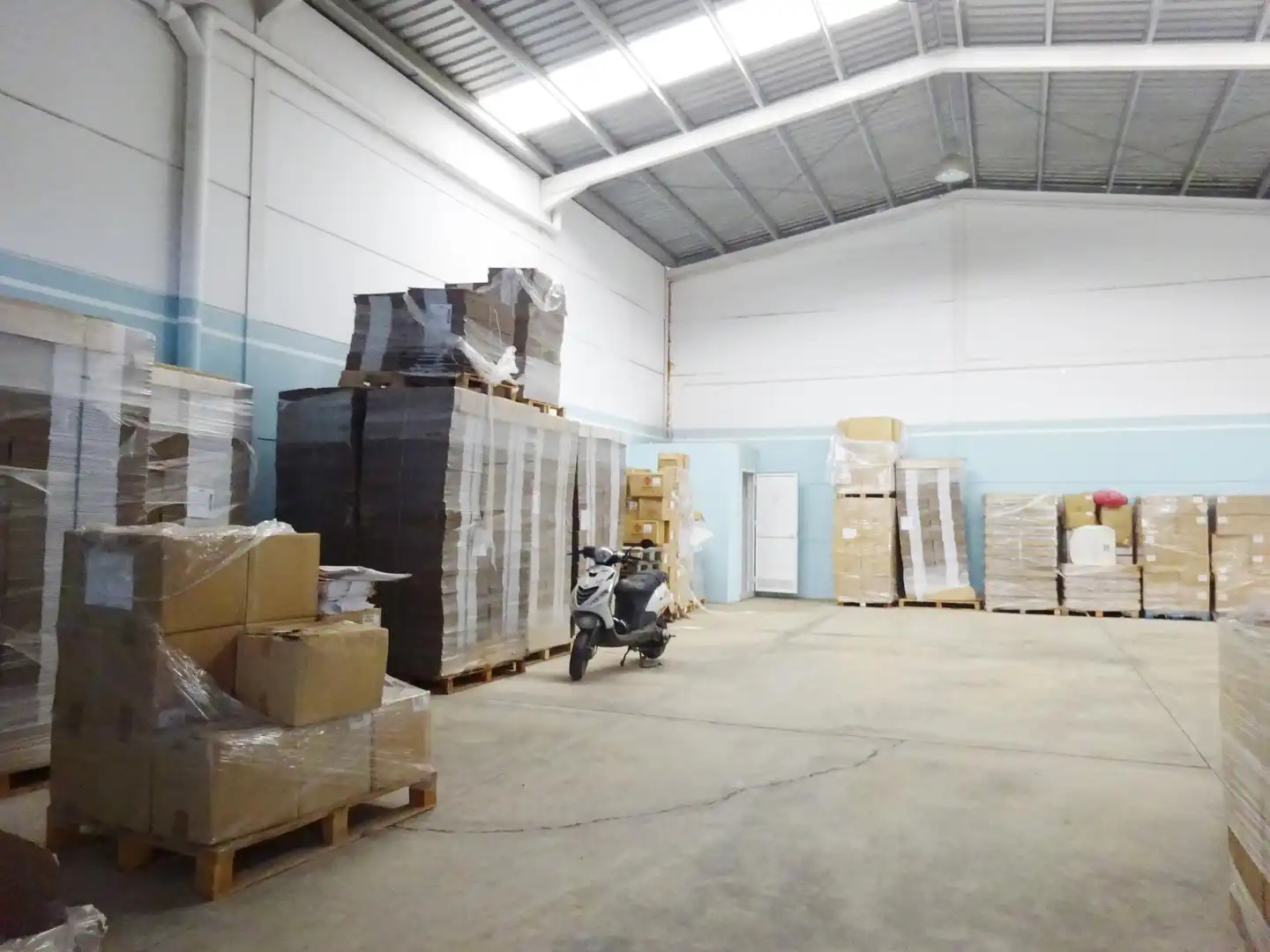 Nave industrial en venta en Calle HERREROS, El Viso del Alcor