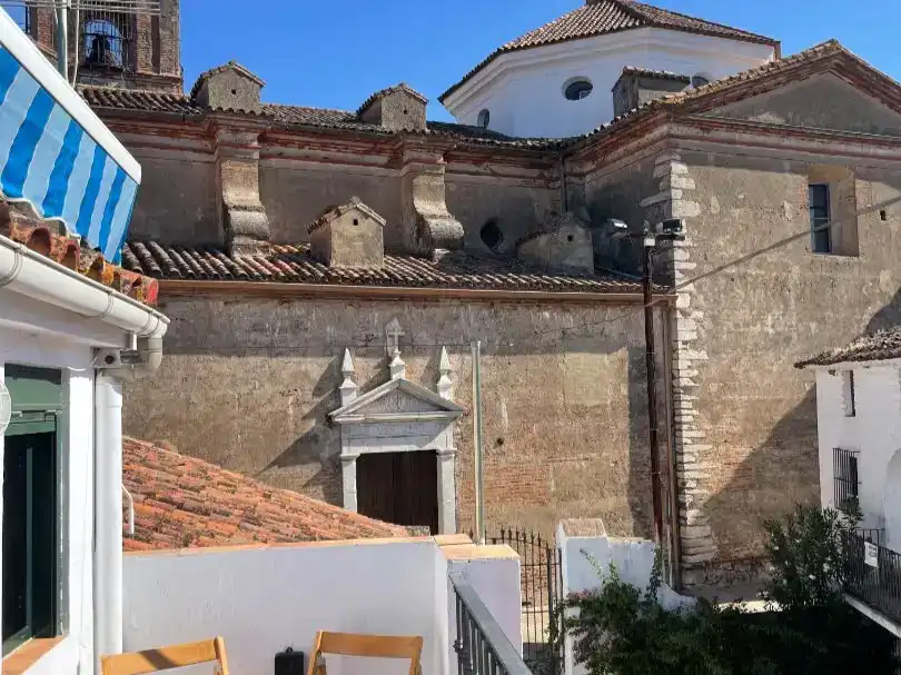 Vista exterior de Casa adosada en venta en Galaroza, Huelva