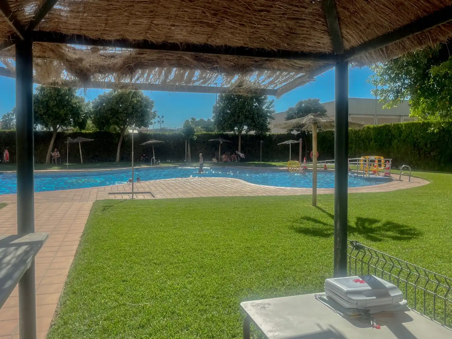 Schwimmbecken von Wohnung zur Miete in Sevilla mit Klimaanlage, Heizung und Terrasse