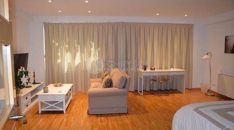 Foto 5 von Maisonette zum Verkauf in Carrer Gosol, Les Tres Torres, Barcelona Capital