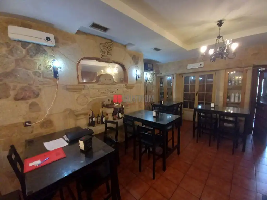 Local comercial en alquiler en Padrón, imagen 4