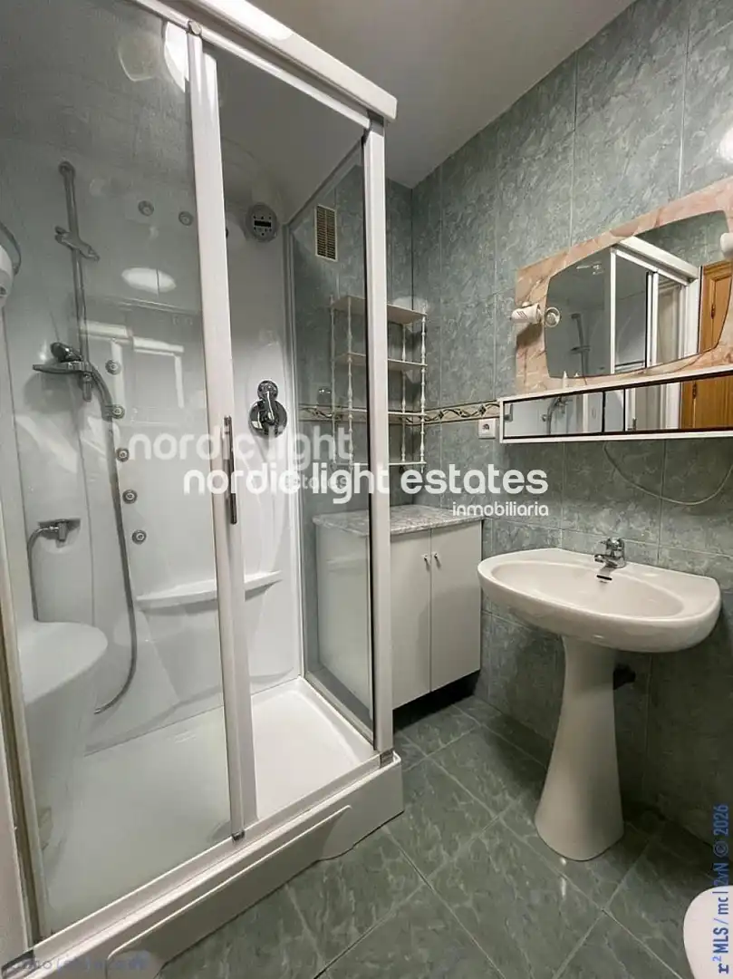 Flat with pool for sale in Torre del Mar, imagen 11