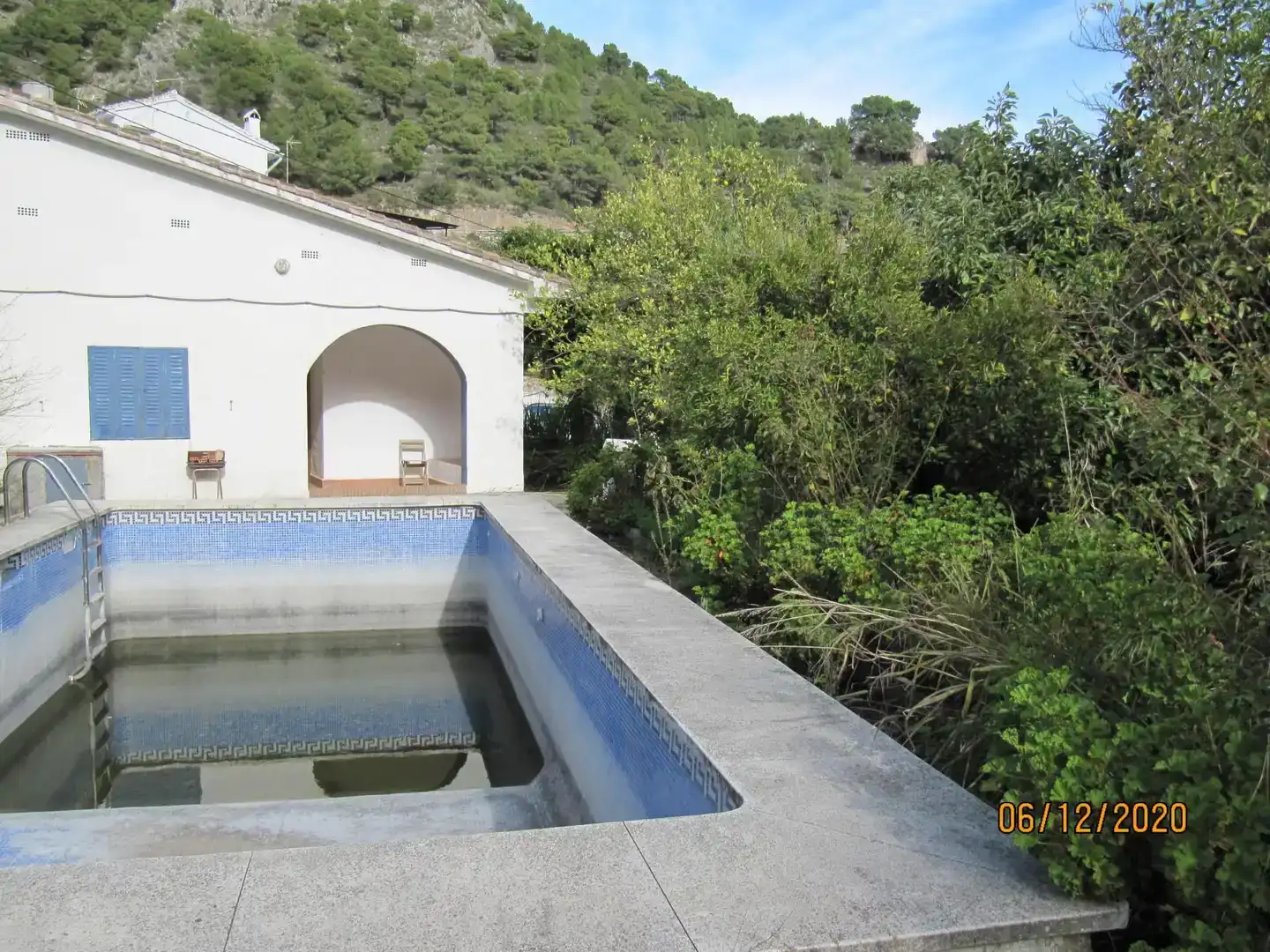 Piscina de Casa o chalet en venta en Alozaina con Jardín privado, Piscina y Amueblado