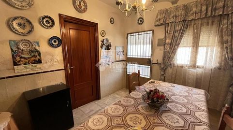 Foto 2 de Casa adosada en venta en Navalcán, Toledo