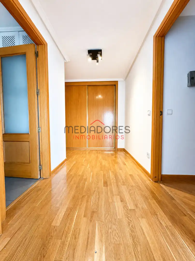 Piso con terraza en venta en Avenida de Francisco Pi y Margall, imagen 11