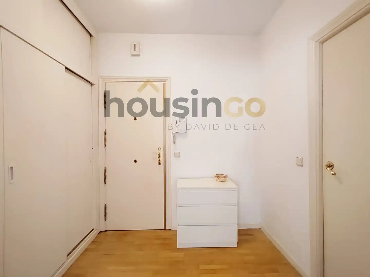 Duplexes for rent in Madrid  with Air Conditioner, Heating and Furnished
