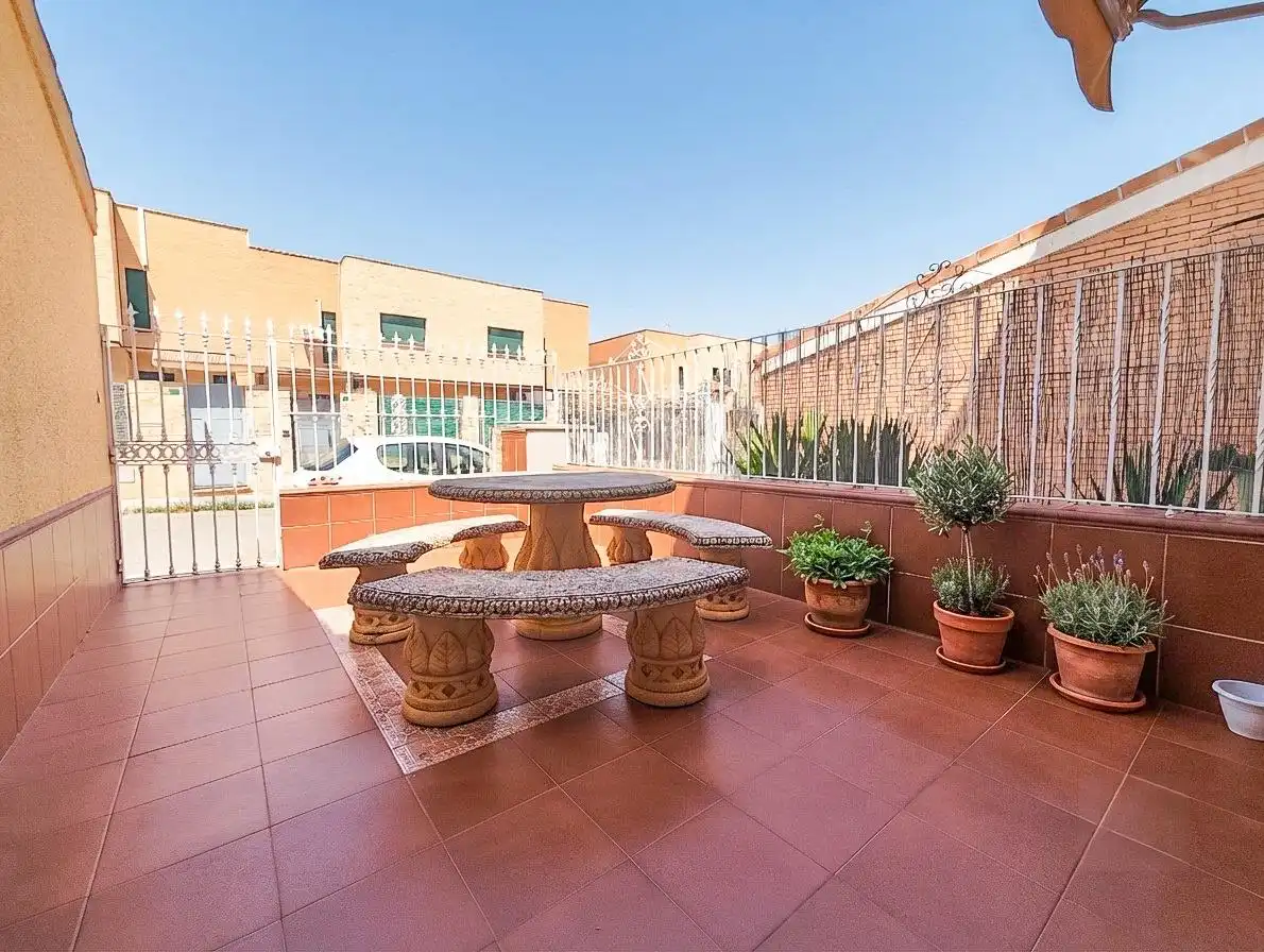 Terrassa de Casa o xalet en venda en Argamasilla de Calatrava amb Aire condicionat, Calefacció i Moblat