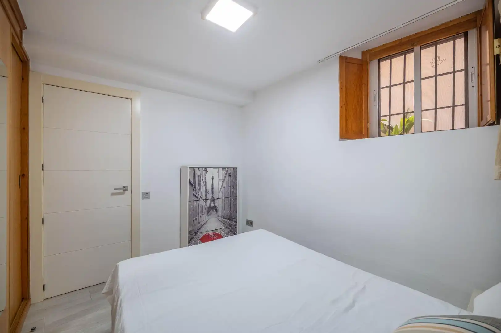 Bedroom of Apartments for sale in Granada  with Furnished