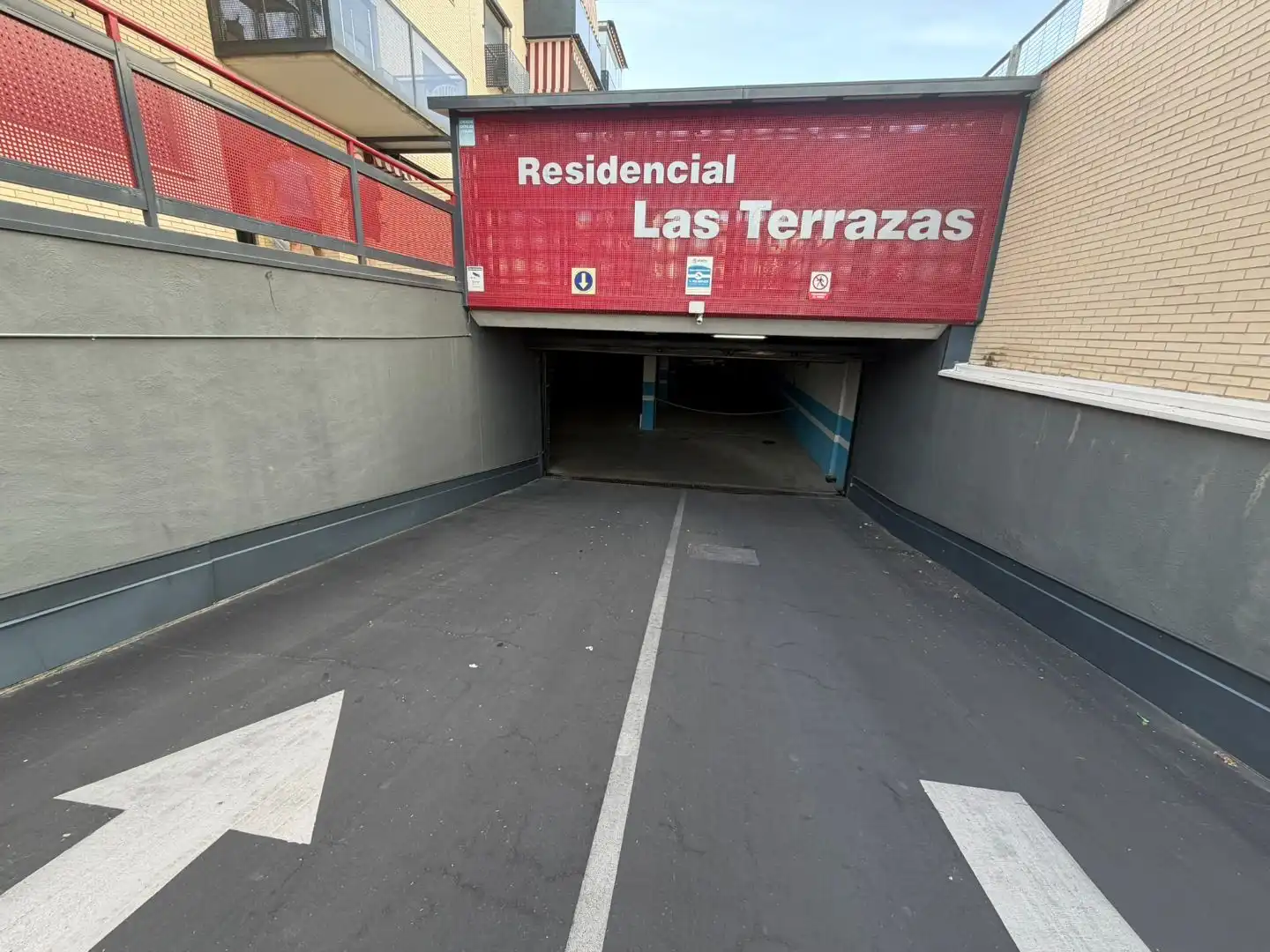 Parking de Garaje de alquiler en Pinto con Alarma