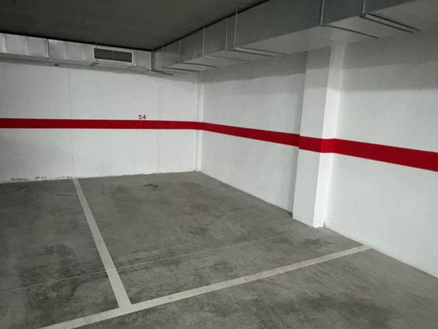 Garaje en Venta en Calle de Pedro Cano Izquierdo, 62 en Centro