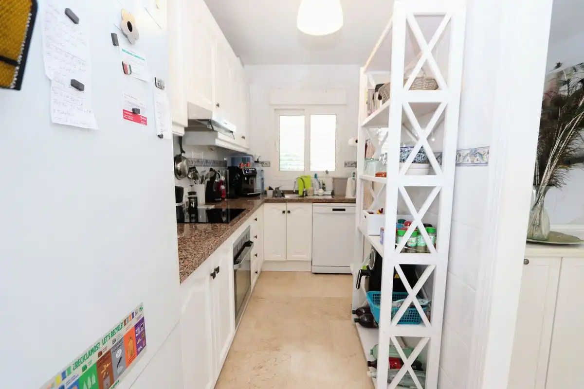 Cocina de Casa o chalet en venta en Alicante / Alacant con Aire acondicionado, Jardín privado y Terraza